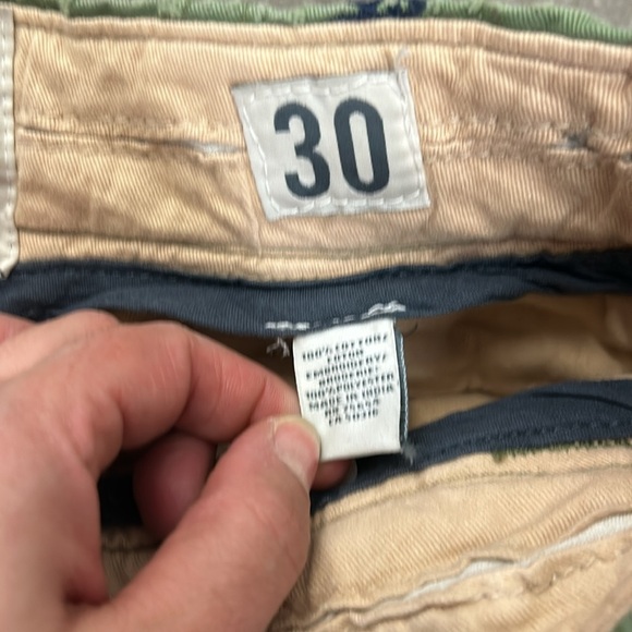 Abercrombie & Fitch vintage y2k Green Shorts with Moose Embroidery - Picture 4 of 9